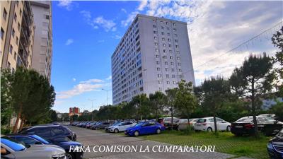 APARTAMENT 4 CAMERE, BLOC NOU