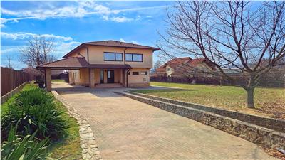CASA SPATIOASA IN GORANU - 237 MP UTILI, TEREN 1520 MP, LA 3 KM DE CENTRU