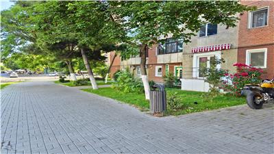 SPATIU COMERCIAL | VIZAVI DE CATEDRALA | DISPONIBIL IMEDIAT